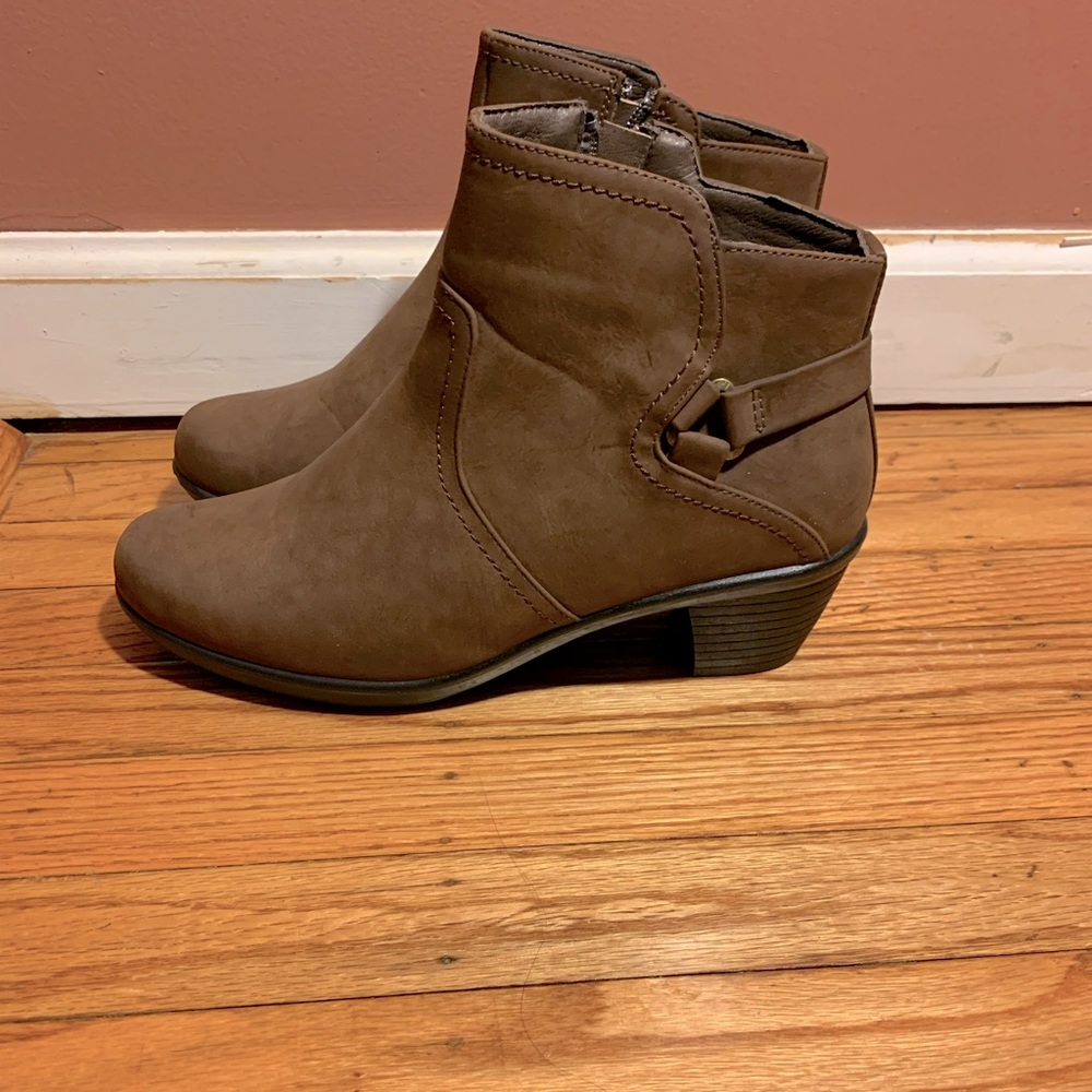 Girl boots